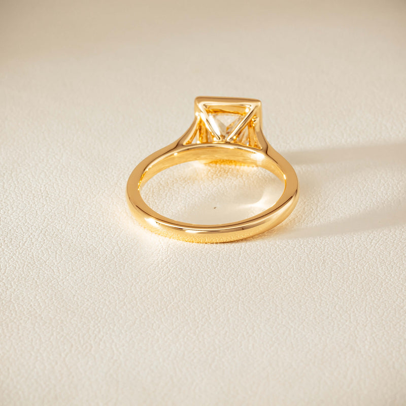 18ct Yellow Gold 1.34ct Reclaimed Radiant Diamond Elara Ring
