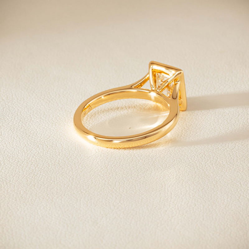 18ct Yellow Gold 1.34ct Reclaimed Radiant Diamond Elara Ring