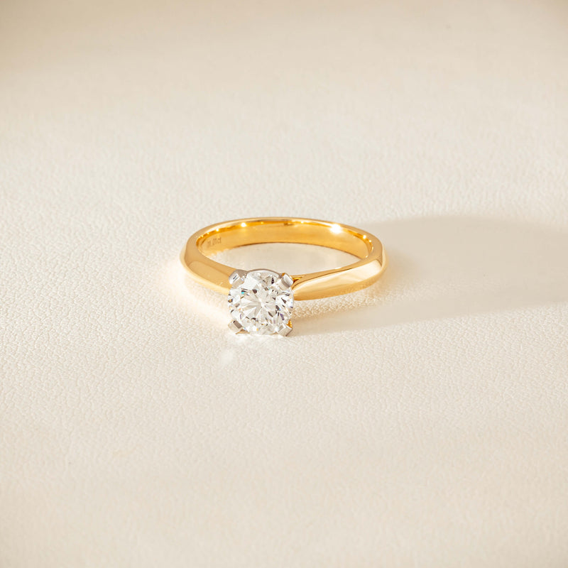 18ct Yellow Gold 1.01ct Diamond Venetian Ring