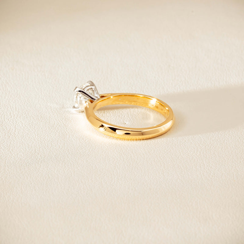 18ct Yellow Gold 1.01ct Diamond Venetian Ring