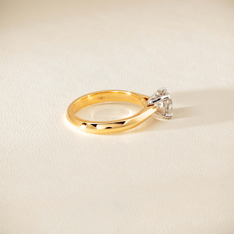 18ct Yellow Gold 1.01ct Diamond Venetian Ring
