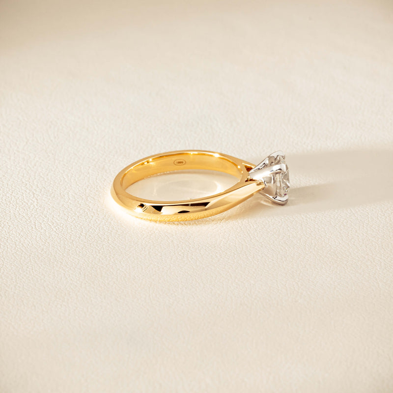 18ct Yellow Gold 1.01ct Diamond Venetian Ring