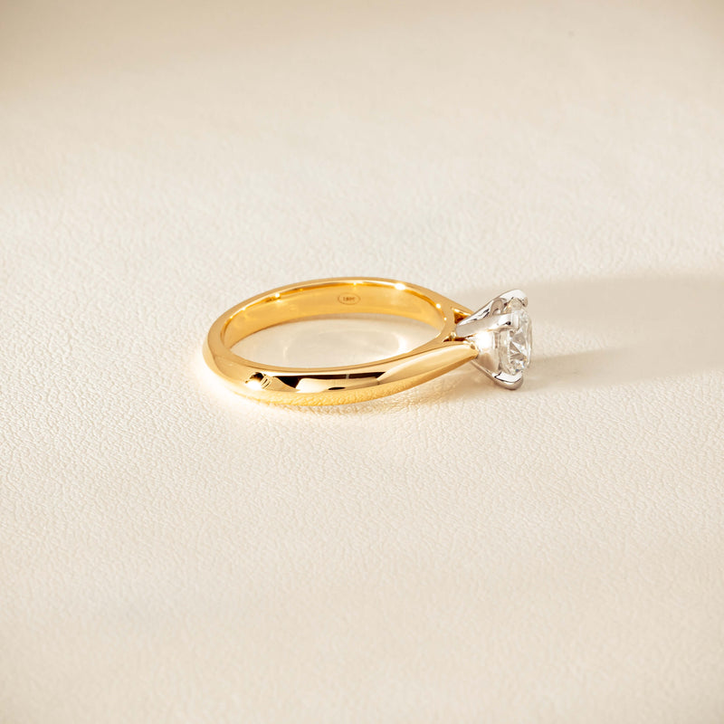 18ct Yellow Gold 1.01ct Diamond Venetian Ring