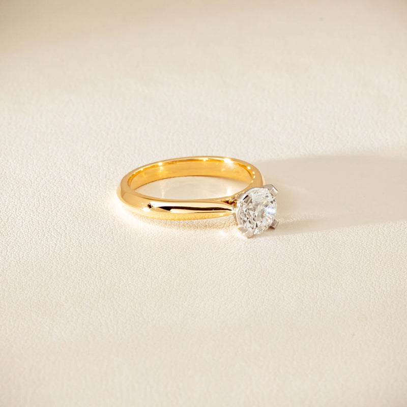 18ct Yellow Gold 1.01ct Diamond Venetian Ring