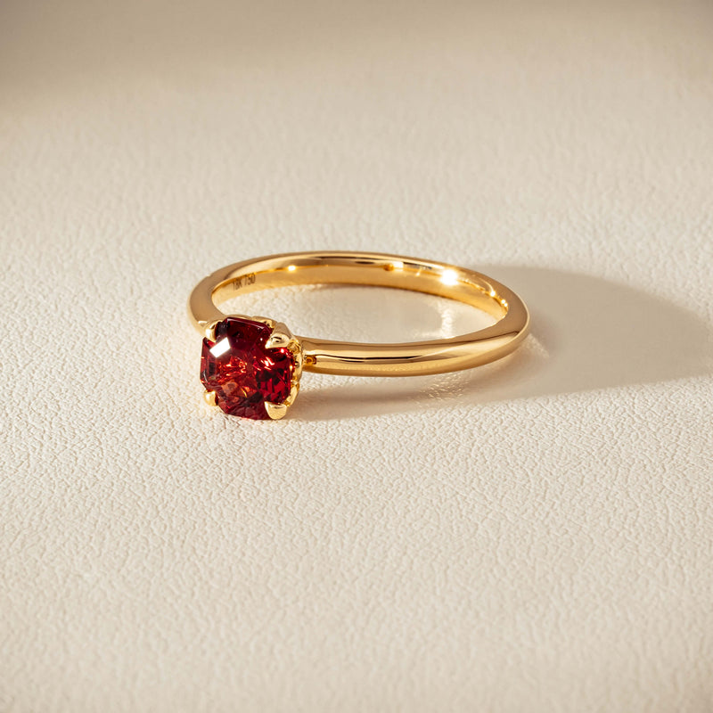 18ct Yellow Gold Garnet Mini Octavia Ring - Ring - Walker & Hall
