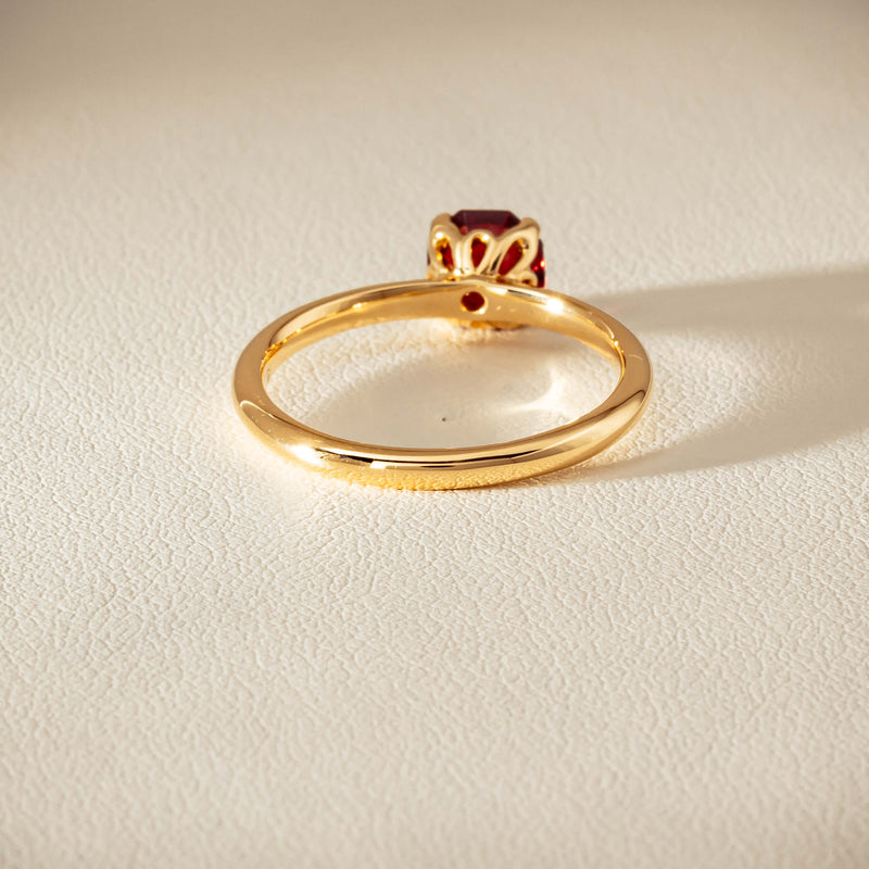18ct Yellow Gold Garnet Mini Octavia Ring - Ring - Walker & Hall