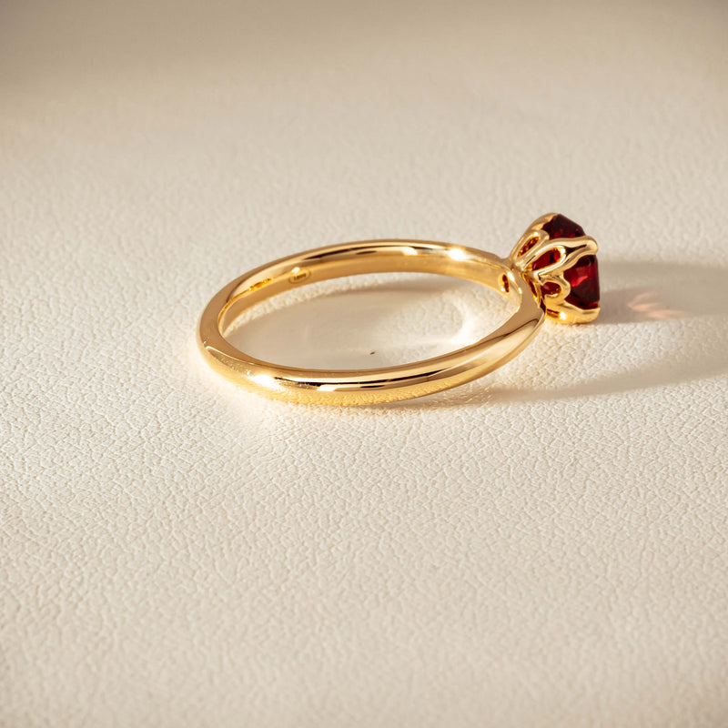 18ct Yellow Gold Garnet Mini Octavia Ring - Ring - Walker & Hall