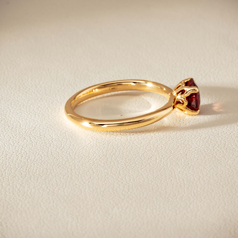 18ct Yellow Gold Garnet Mini Octavia Ring - Ring - Walker & Hall
