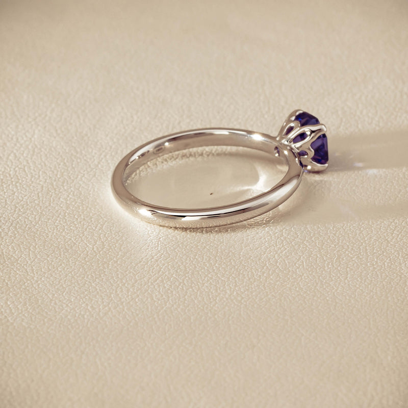 18ct White Gold Tanzanite Mini Octavia Ring - Ring - Walker & Hall