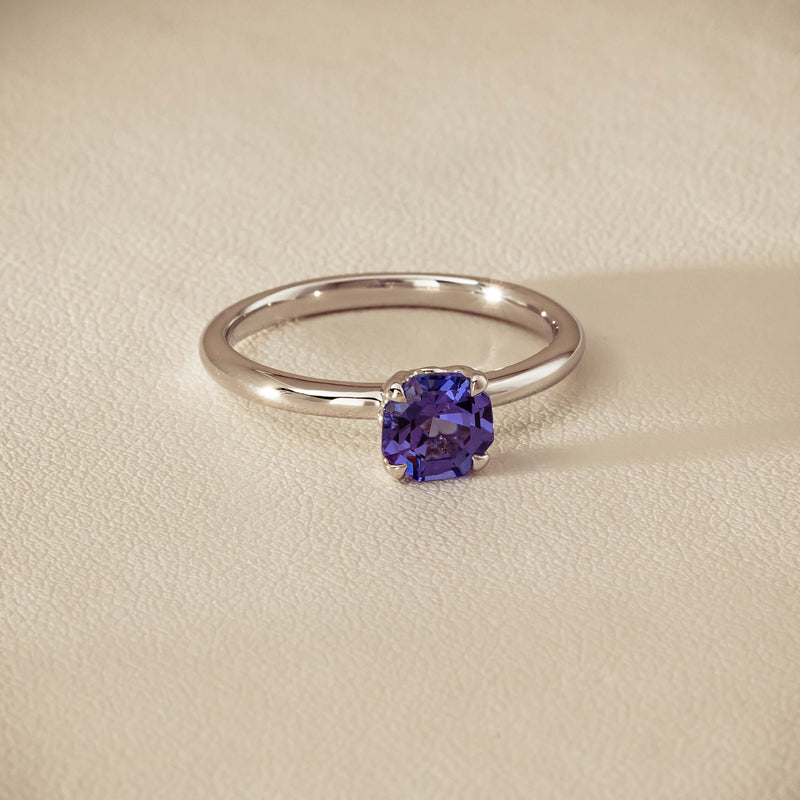 18ct White Gold Tanzanite Mini Octavia Ring - Ring - Walker & Hall