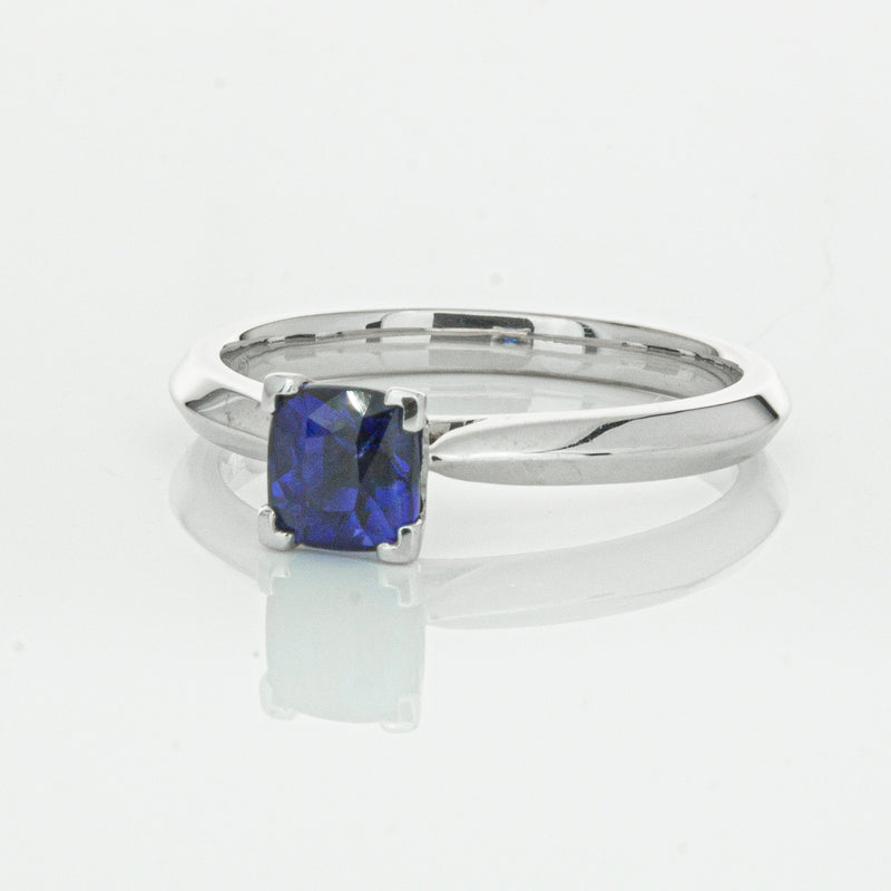 18ct White Gold 1.07ct Sapphire Venetian Ring-Ring-Walker & Hall