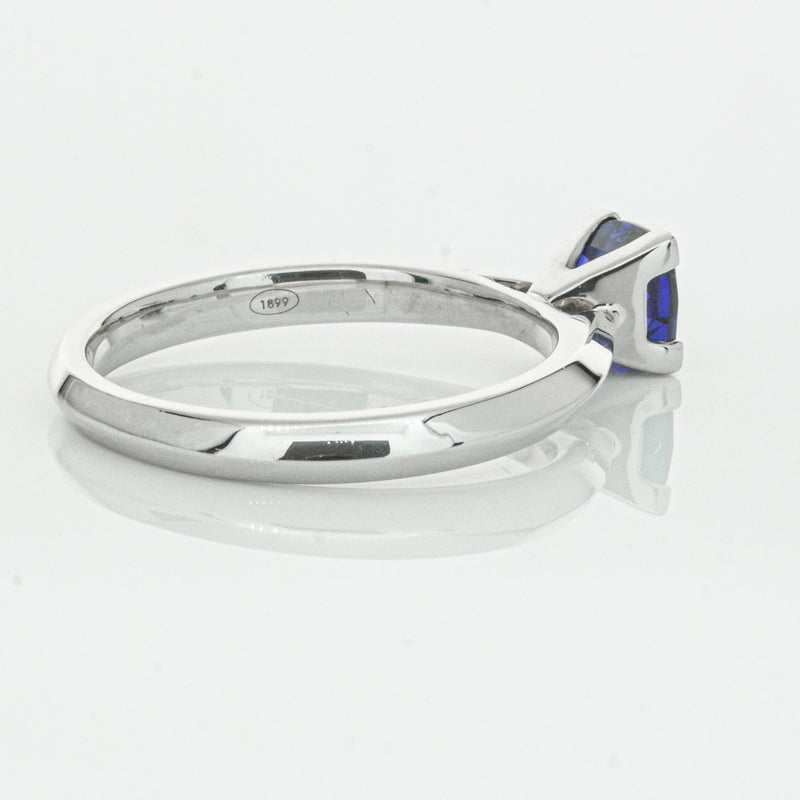 18ct White Gold 1.07ct Sapphire Venetian Ring-Ring-Walker & Hall
