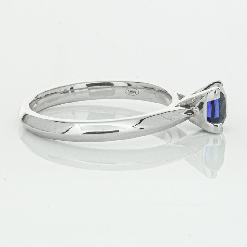 18ct White Gold 1.07ct Sapphire Venetian Ring-Ring-Walker & Hall