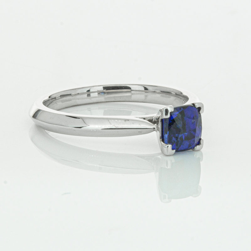 18ct White Gold 1.07ct Sapphire Venetian Ring-Ring-Walker & Hall
