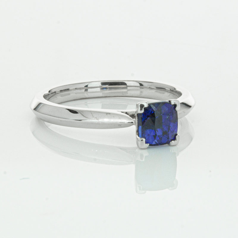 18ct White Gold 1.07ct Sapphire Venetian Ring-Ring-Walker & Hall