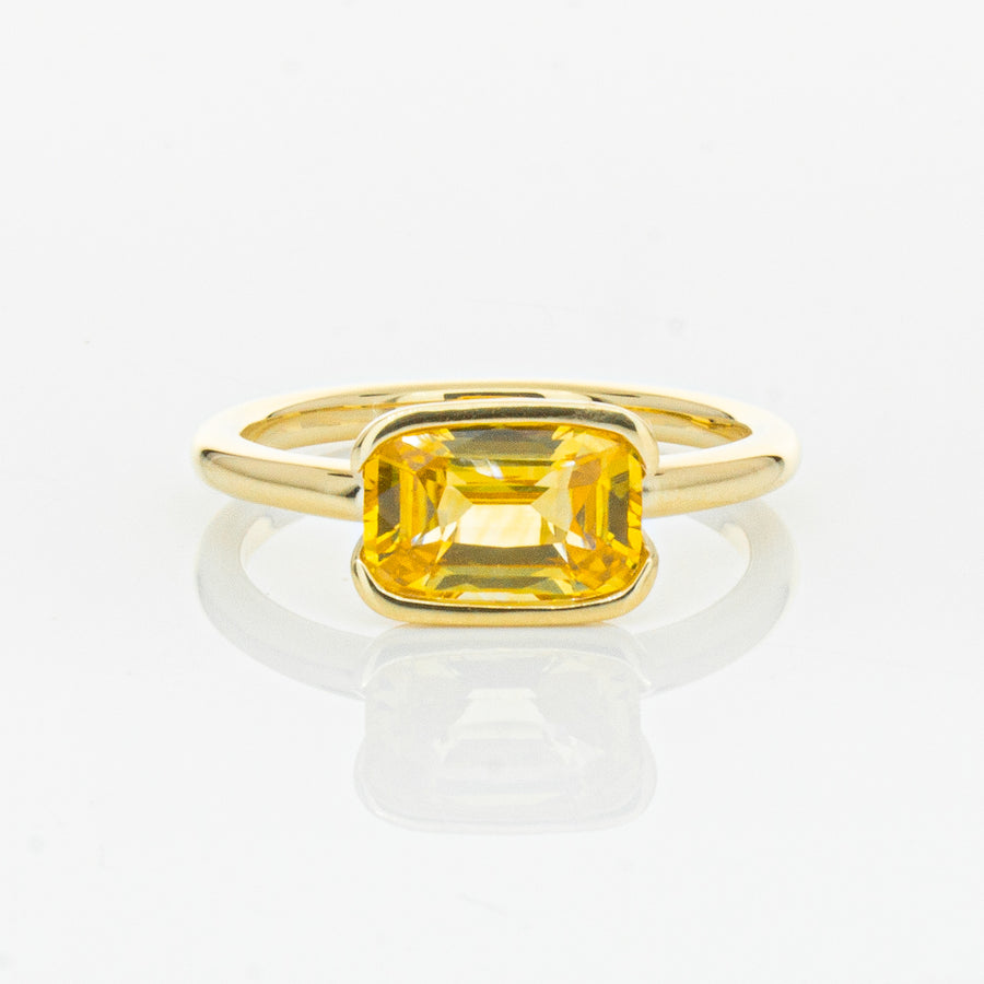 18ct Yellow Gold Golden Sapphire Elle Ring - Ring - Walker & Hall