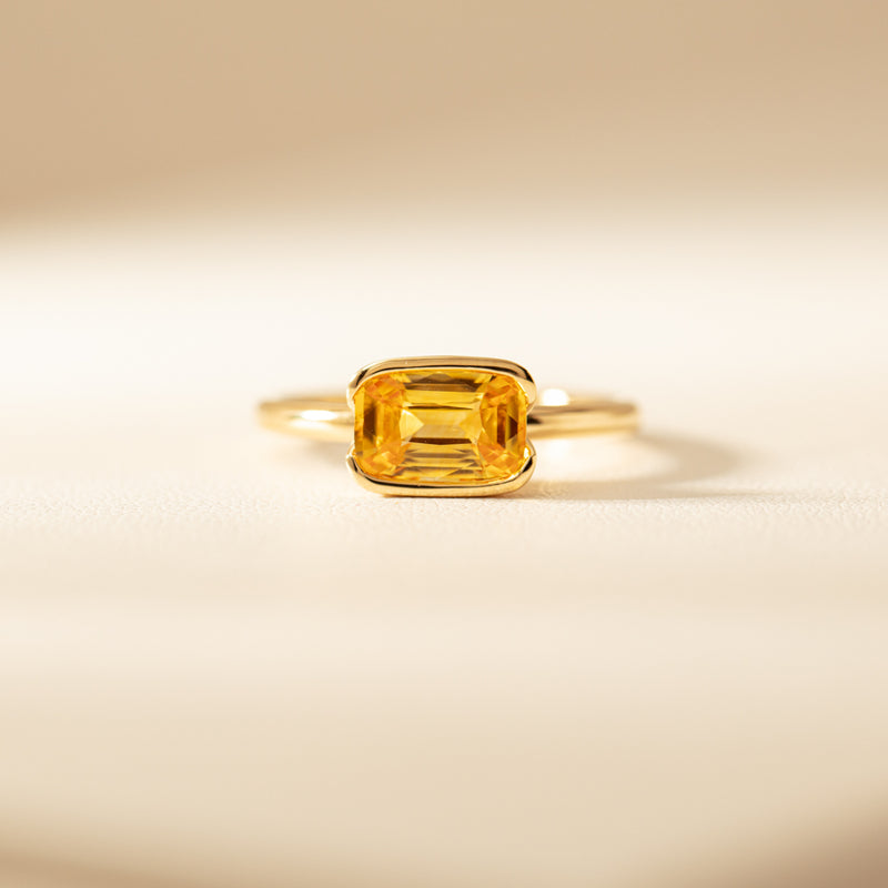 18ct Yellow Gold Golden Sapphire Elle Ring - Ring - Walker & Hall