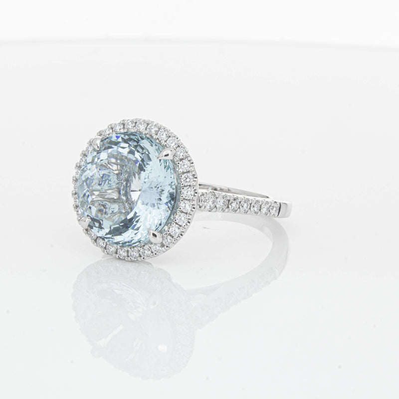 18ct White Gold 5.30ct Aquamarine & Diamond Sierra Ring-Ring-Walker & Hall