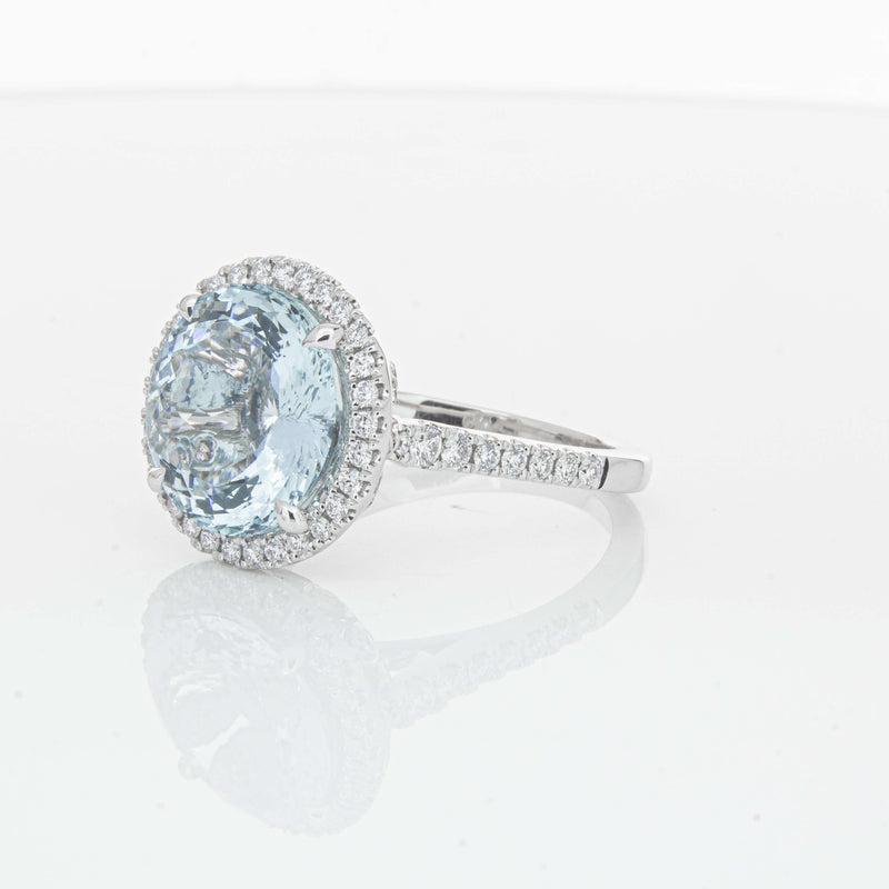 18ct White Gold 5.30ct Aquamarine & Diamond Sierra Ring-Ring-Walker & Hall
