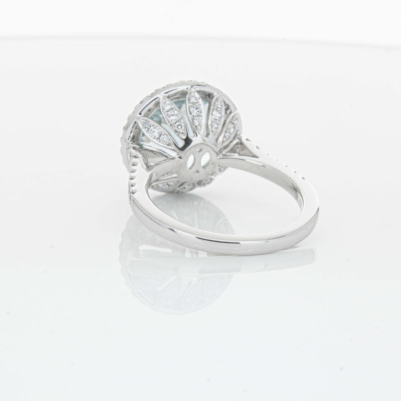 18ct White Gold 5.30ct Aquamarine & Diamond Sierra Ring-Ring-Walker & Hall