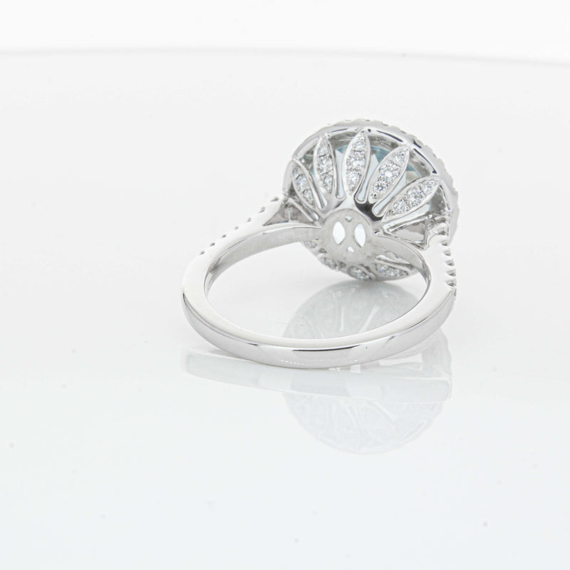 18ct White Gold 5.30ct Aquamarine & Diamond Sierra Ring-Ring-Walker & Hall