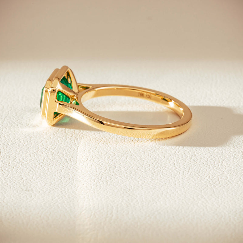 18ct Yellow Gold 1.89ct Emerald Windsor Ring-Ring-Walker & Hall