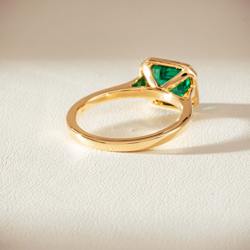 18ct Yellow Gold 1.89ct Emerald Windsor Ring-Ring-Walker & Hall