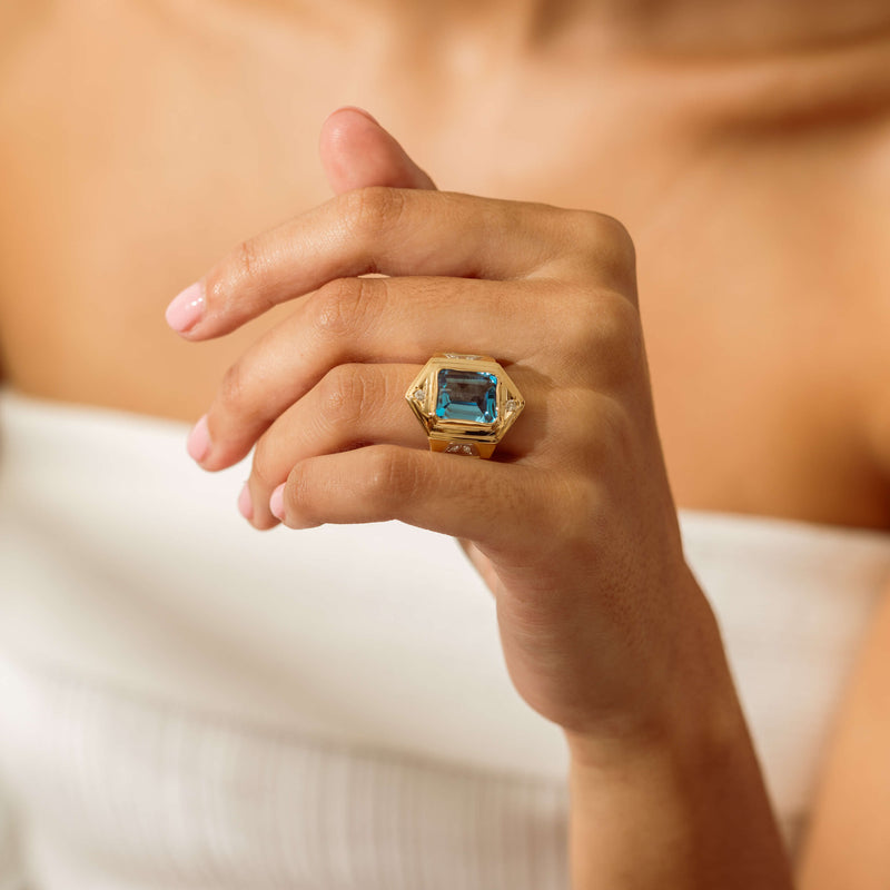 Deja Vu 18ct Yellow Gold 6.00ct Blue Topaz & Diamond Ring-Ring-Walker & Hall