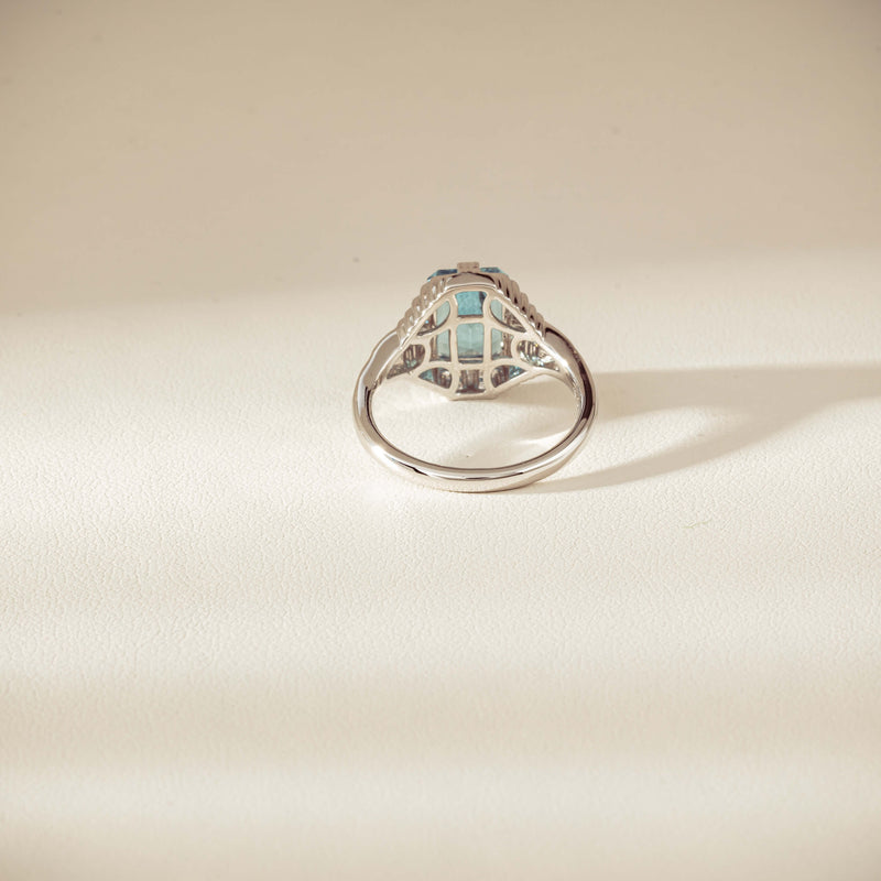18ct White Gold 2.20ct Aquamarine Nile Ring - Ring - Walker & Hall