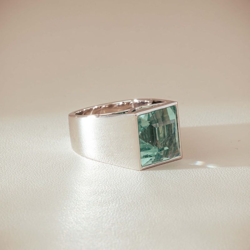 Platinum 9.65ct Aquamarine Flare Ring - Ring - Walker & Hall