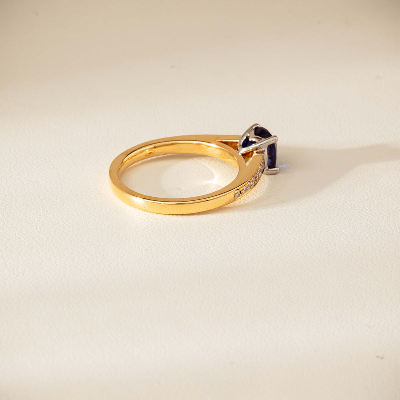 18ct Yellow Gold 1.55ct Sapphire & Diamond Vantage Ring - Ring - Walker & Hall