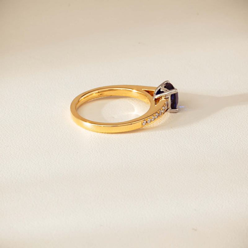 18ct Yellow Gold 1.55ct Sapphire & Diamond Vantage Ring - Ring - Walker & Hall