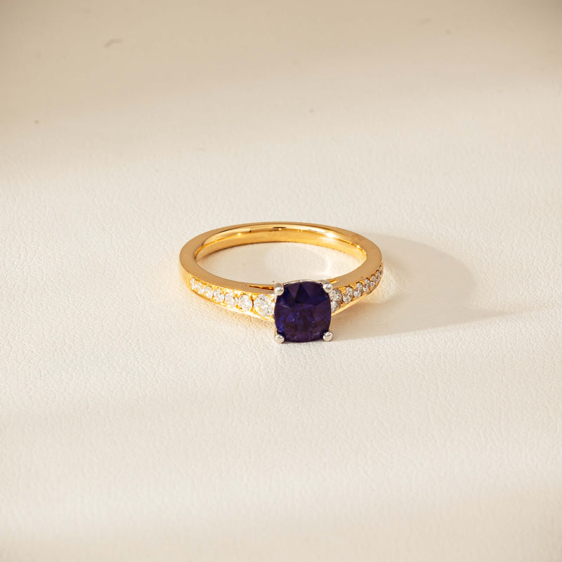 18ct Yellow Gold 1.55ct Sapphire & Diamond Vantage Ring - Ring - Walker & Hall