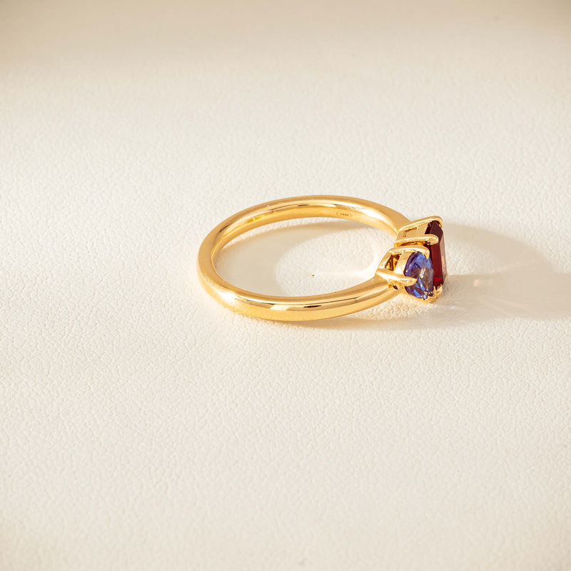 18ct Yellow Gold Garnet & Tanzanite Toi et Moi Ring - Ring - Walker & Hall