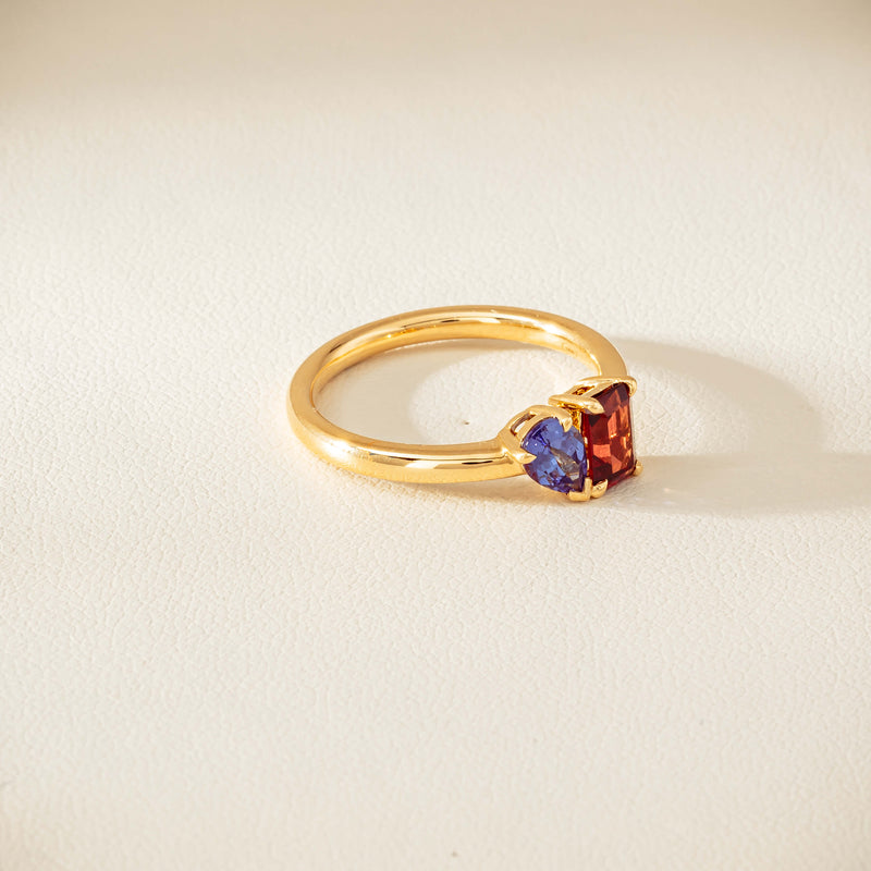 18ct Yellow Gold Garnet & Tanzanite Toi et Moi Ring - Ring - Walker & Hall