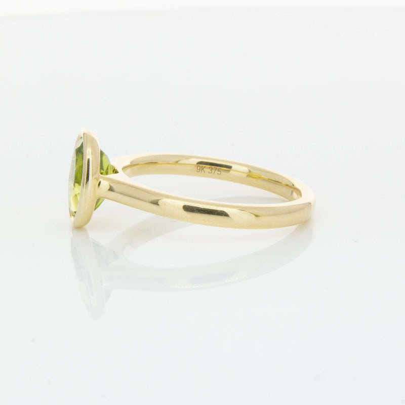 9ct Yellow Gold Peridot Rubover Set Ring - Ring - Walker & Hall