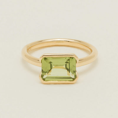 18ct Yellow Gold Peridot Elle Ring - Ring - Walker & Hall