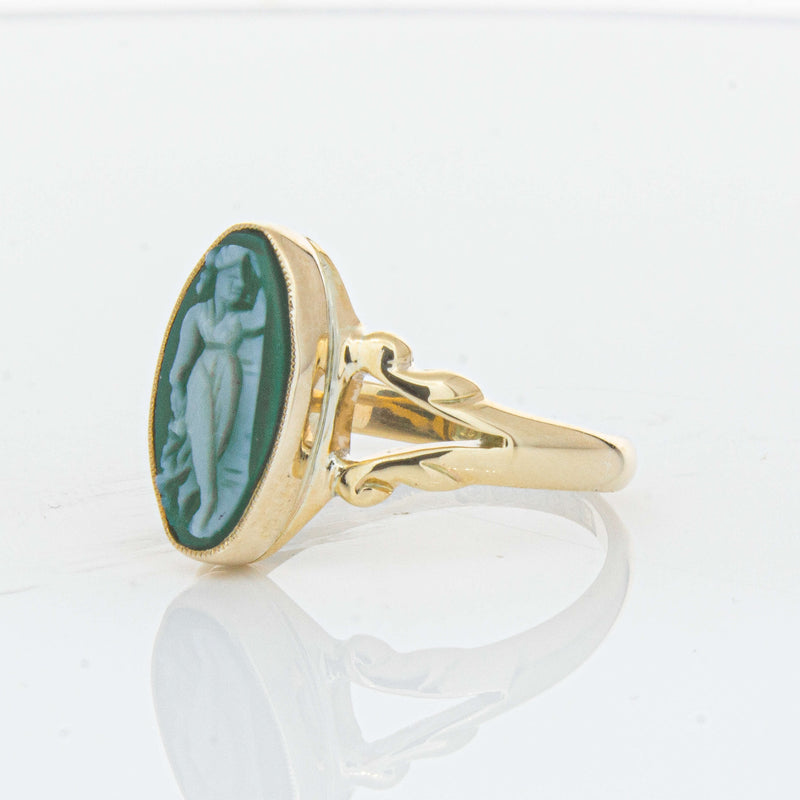 Vintage 9ct Yellow Gold Chrysoprase Cameo Ring - Ring - Walker & Hall