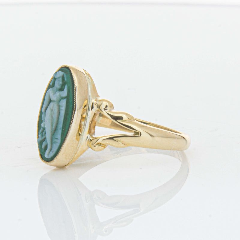 Vintage 9ct Yellow Gold Chrysoprase Cameo Ring - Ring - Walker & Hall