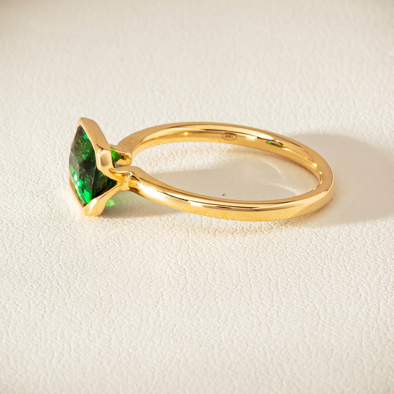 18ct Yellow Gold 2.05ct Tsavorite Elle Ring - Ring - Walker & Hall
