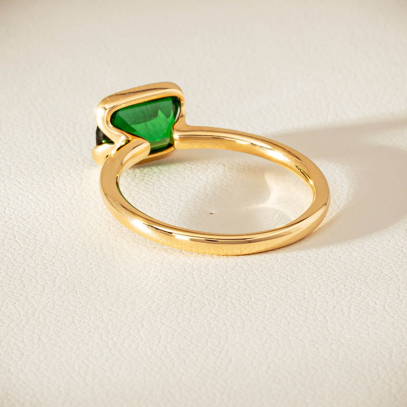 18ct Yellow Gold 2.05ct Tsavorite Elle Ring - Ring - Walker & Hall