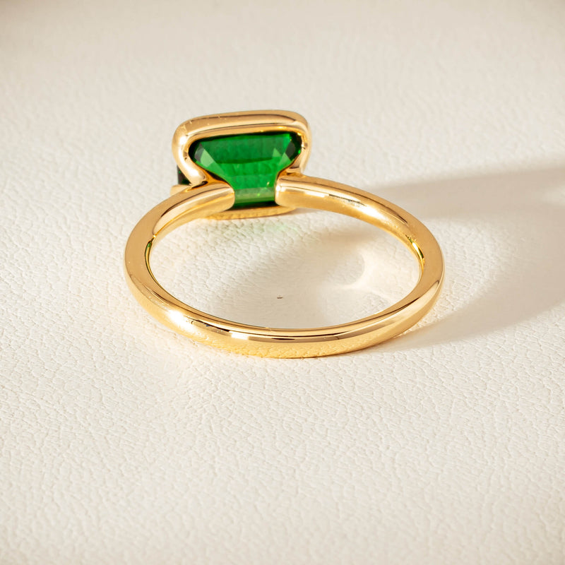 18ct Yellow Gold 2.05ct Tsavorite Elle Ring - Ring - Walker & Hall