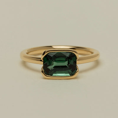 18ct Yellow Gold 2.05ct Tsavorite Elle Ring - Ring - Walker & Hall