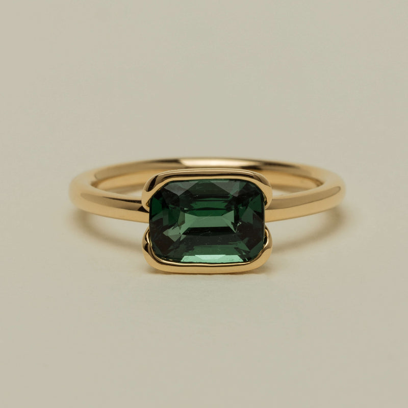 18ct Yellow Gold 2.05ct Tsavorite Elle Ring - Ring - Walker & Hall