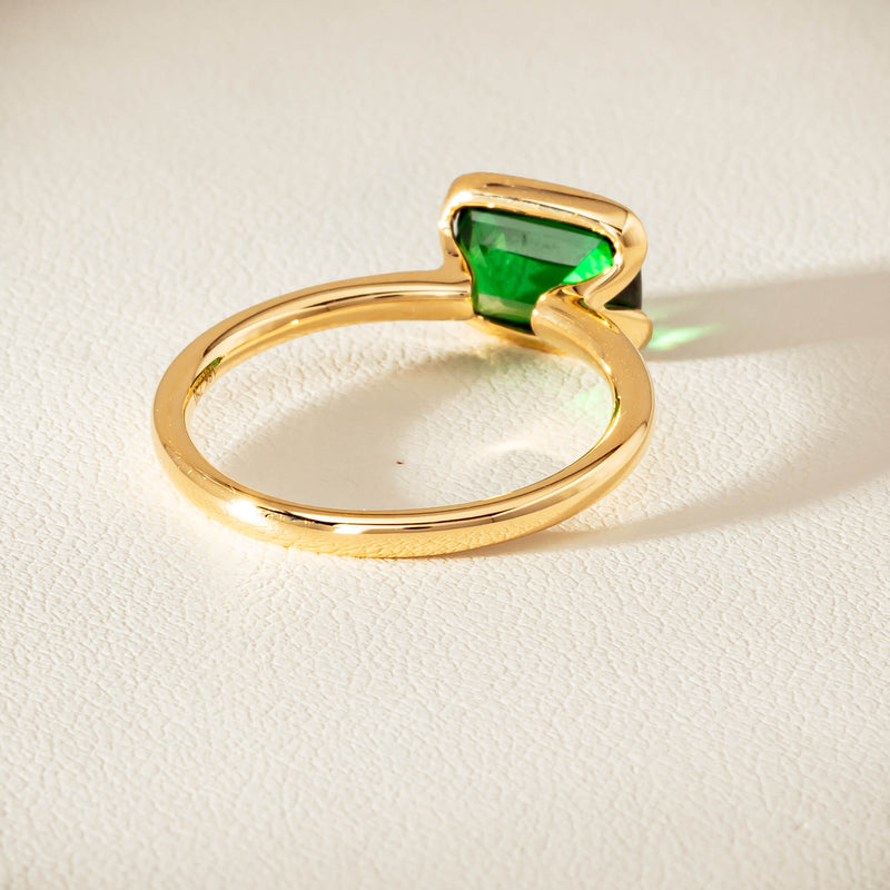 18ct Yellow Gold 2.05ct Tsavorite Elle Ring - Ring - Walker & Hall