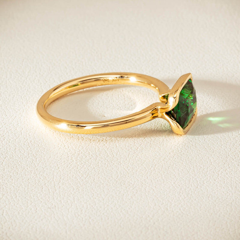 18ct Yellow Gold 2.05ct Tsavorite Elle Ring - Ring - Walker & Hall