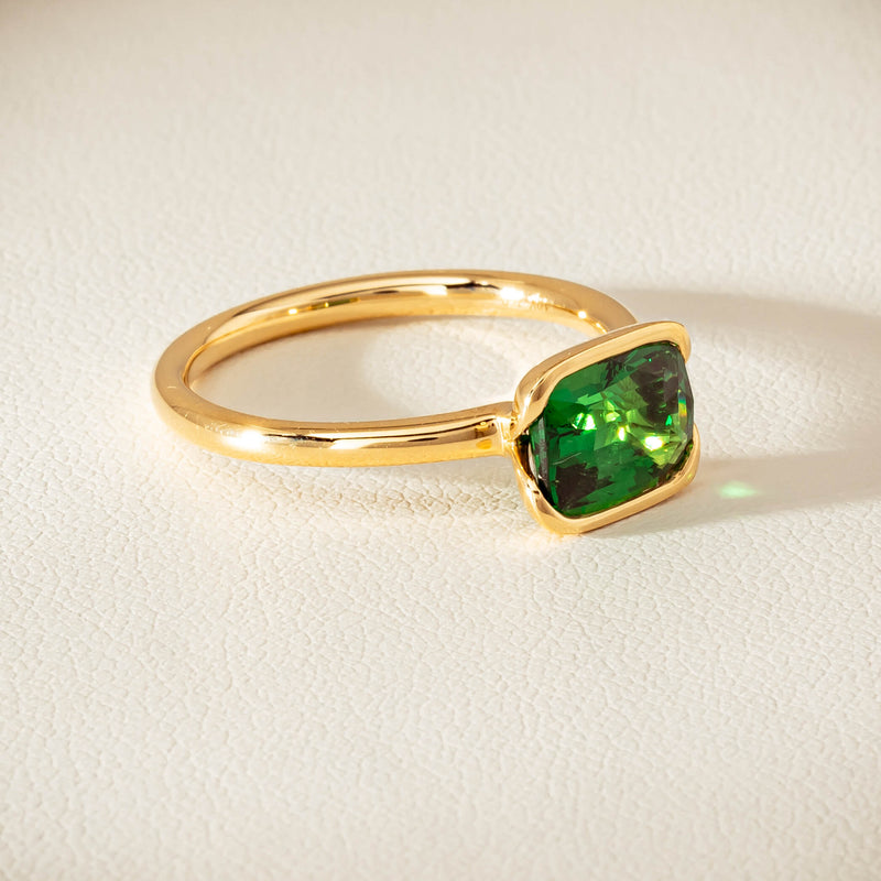 18ct Yellow Gold 2.05ct Tsavorite Elle Ring - Ring - Walker & Hall