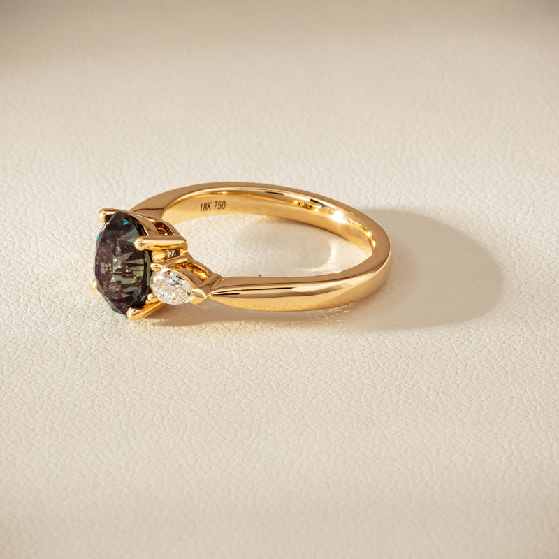 18ct Yellow Gold 2.63ct Green Sapphire & Diamond Ayla Ring - Ring - Walker & Hall