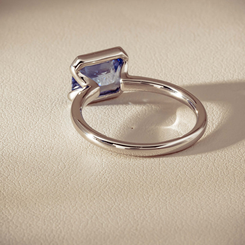 18ct White Gold 2.70ct Light Blue Sapphire Elle Ring - Ring - Walker & Hall