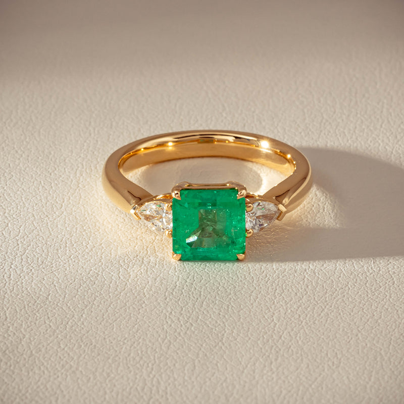 18ct Yellow Gold 1.83ct Emerald & Diamond Ayla Ring - Ring - Walker & Hall